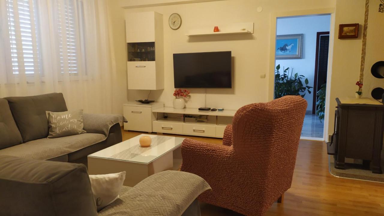 Apartament Apartman Nina Makarska Zewnętrze zdjęcie